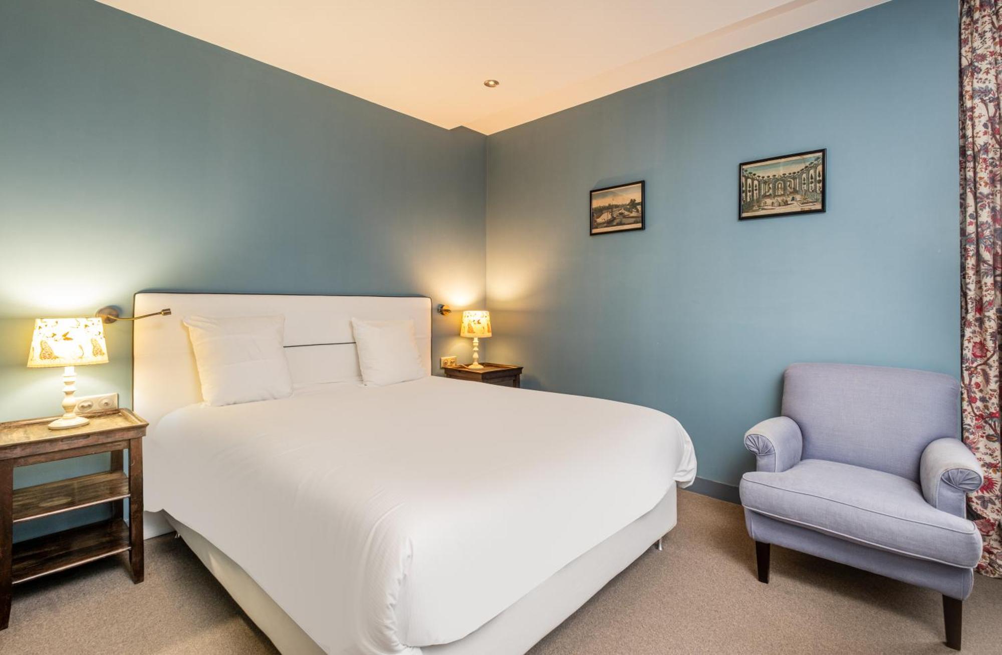 Hotel L'écu de Bretagne Beaugency Esterno foto